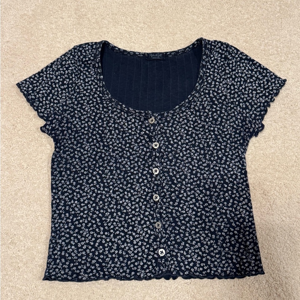 Brandy Melville John Galt Floral Zelly Top Navy Blue Floral